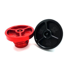 Load image into Gallery viewer, Coppin&#39; Sting - Flush Finish Billet Fuel Cap CRF110
